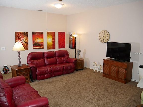 4th image of 950 Villeroy Greens Dr