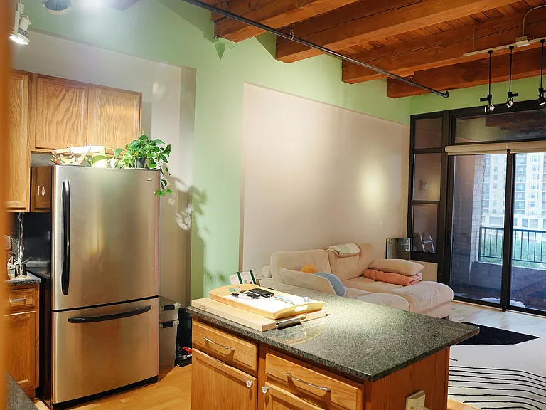 1503 S State St #611 — Photo 3