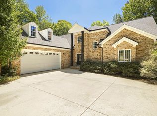 524 Hilliard Rd, Fuquay Varina, NC 27526