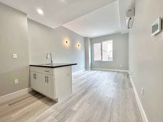 Rented by Doorway NYC, LLC | media 14