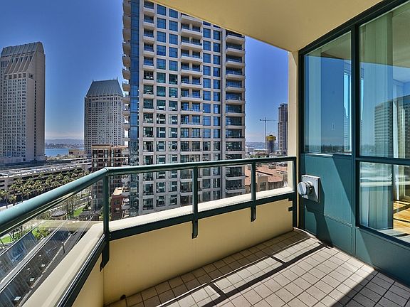 2nd image of 555 Front St Unit 1404