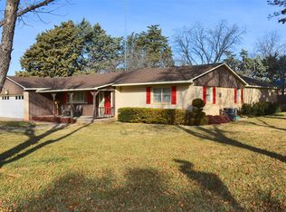 1000 W Lee St, Dimmitt, TX 79027