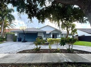 14629 Glencairn Rd, Miami Lakes, FL 33016
