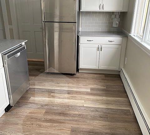 2nd image of 20 Reed St #2