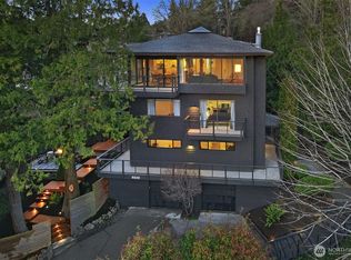 8026 46th Ave SW, Seattle, WA 98136