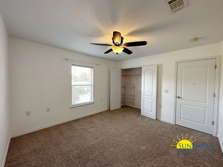 1588 Venice Ave — Photo 22