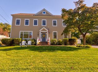 125 Charles River St, Needham, MA 02492