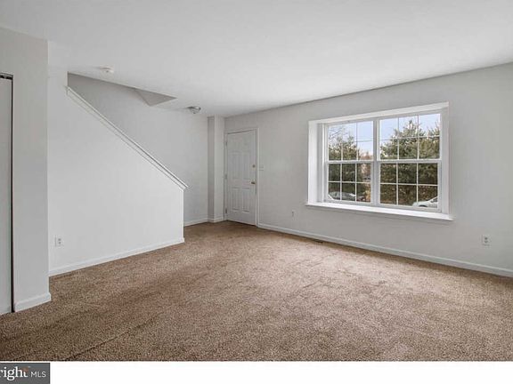 5th image of 308 Caribou Ln