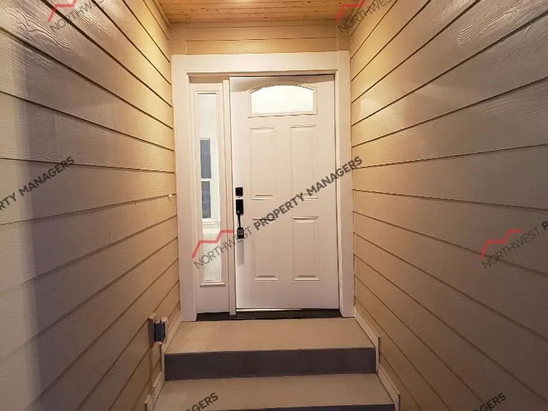 55 Tyce Ln — Photo 3