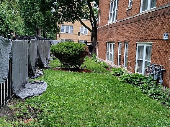 3rd image of 4157 W Crystal St