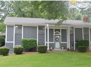1949 E Mohawk Cir, Olathe, KS 66062