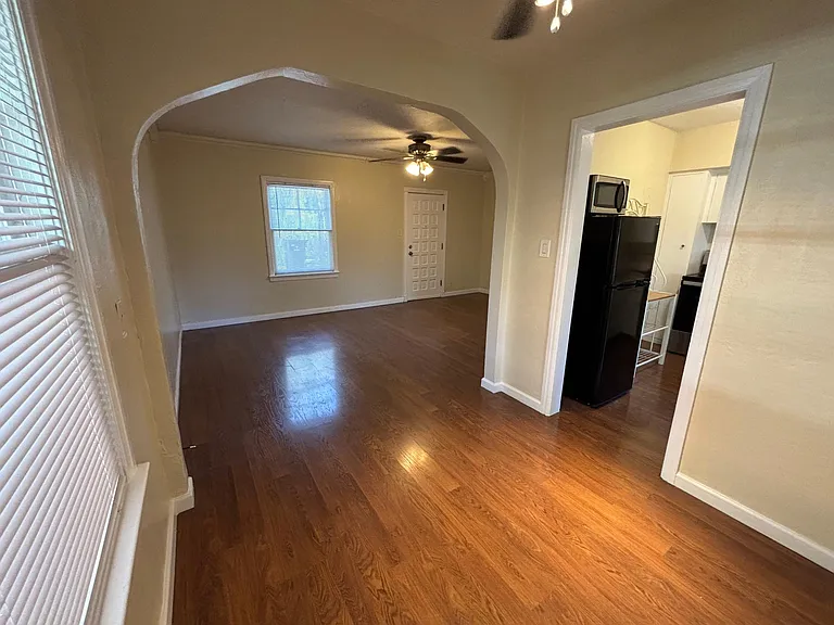 1110 W Roosevelt St — Photo 35