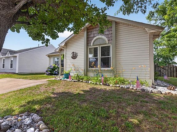 5th image of 1005 Culmer Dr