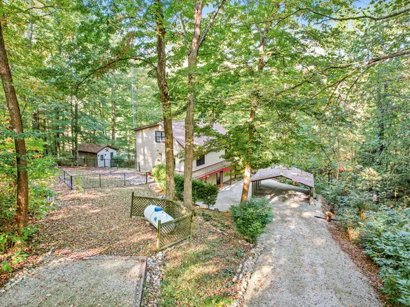 7455 Locust Lake East Dr, Spencer, IN 47460