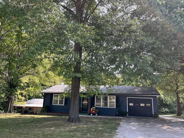 600 N Brunswick Ave, Marshall, MO 65340