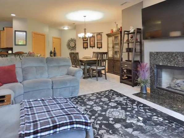 N74W13737 Appleton AVENUE #116, Menomonee Falls, WI 53051