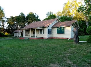 516 Boon St, Linden, TX 75563