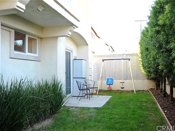 5th image of 906 S Catalina Ave Unit C