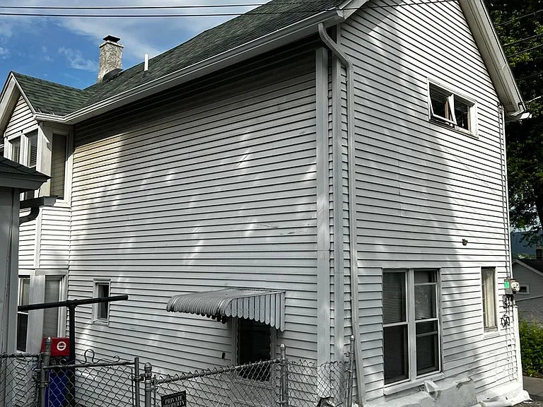 617 Alder St — Photo 24