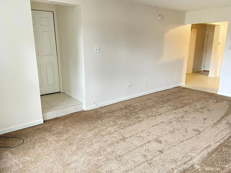 1609 Downs Dr #1 — Photo 3