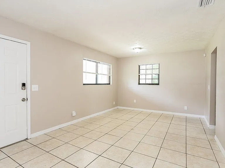 7233 Eudine Dr S — Photo 6