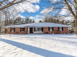 5907 King Arthur Dr, Dayton, OH 45429