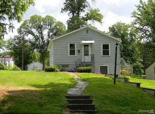 526 Capital St, Wisconsin Dells, WI 53965