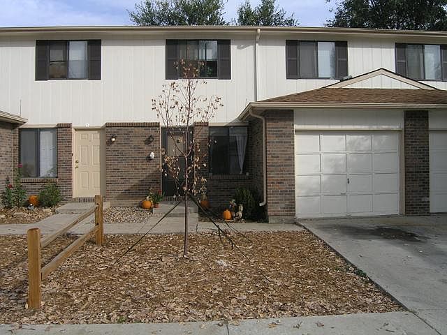1st image of 831 Meeker St APT C