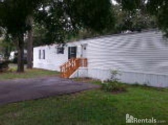 2nd image of 600 Queens Rd