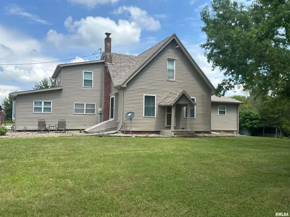 1994 Ladue Rd, Jacksonville, IL 62650