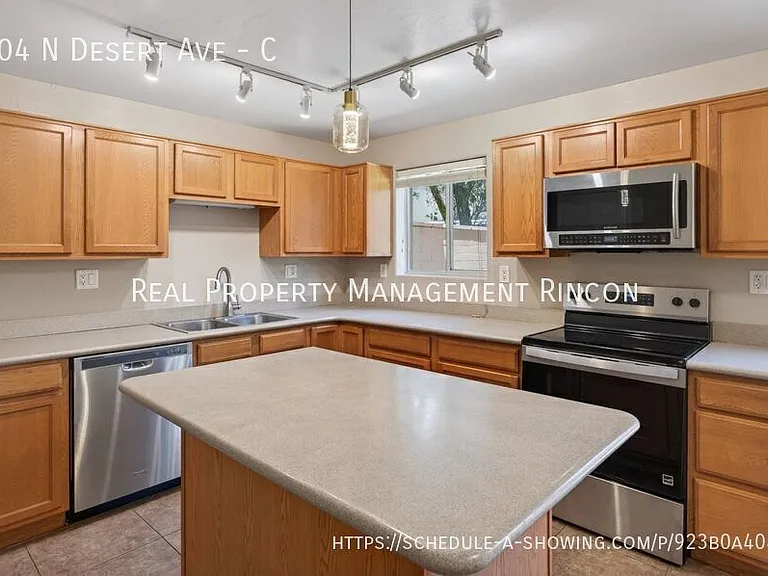 904 N Desert Ave #C — Photo 14
