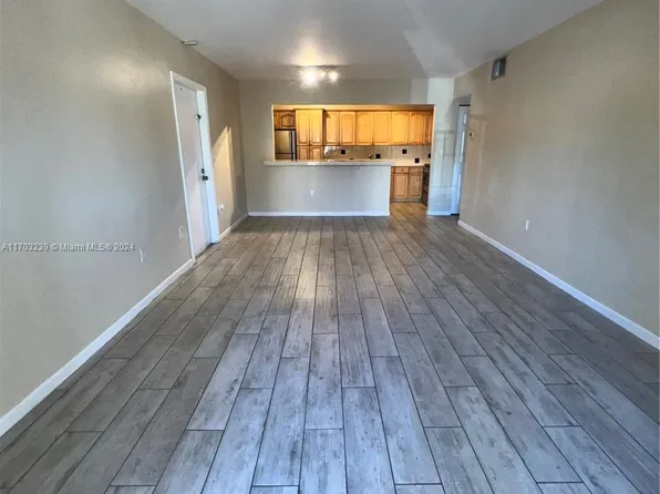 7911 SW 104th St APT 210-G, Pinecrest, FL 33156