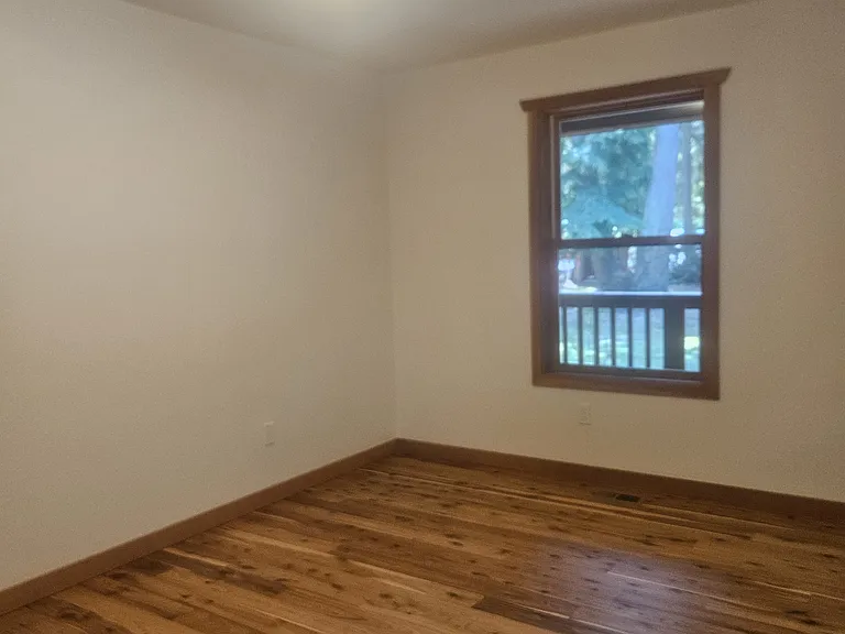 715 Bakken Rd — Photo 16