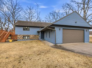 302 N Hickory St, Pierz, MN 56373