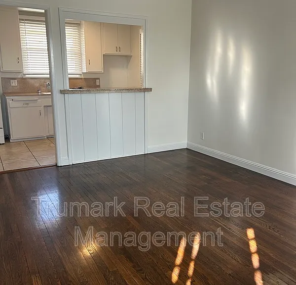 1253 S Glendale Ave #G — Photo 3
