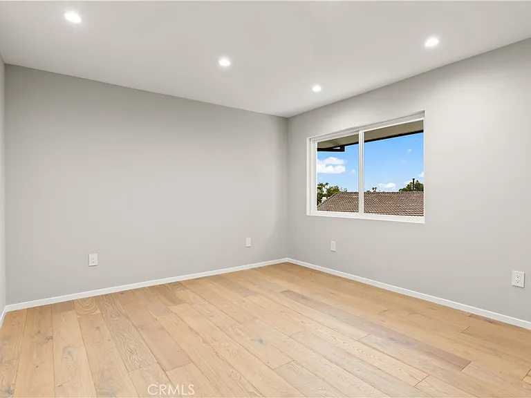 19660 Valdez Dr — Photo 22
