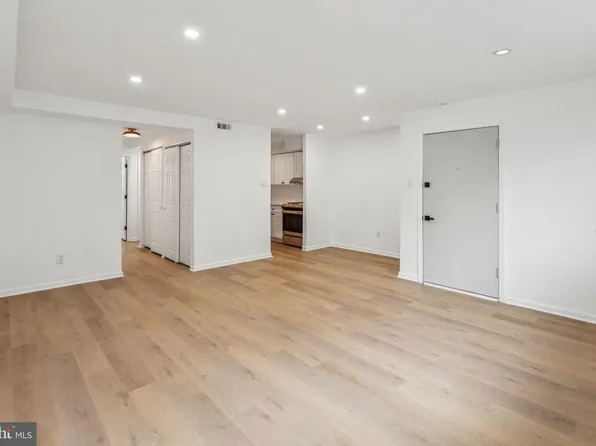 6901 Valley Ave APT D1, Philadelphia, PA 19128
