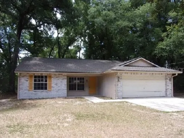 5945 Craig Ln, Zephyrhills, FL 33542