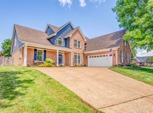 9900 Windward Slope Dr, Lakeland, TN 38002