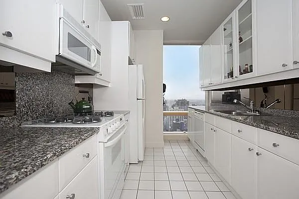 Sold by Keller Williams NYC | media 5