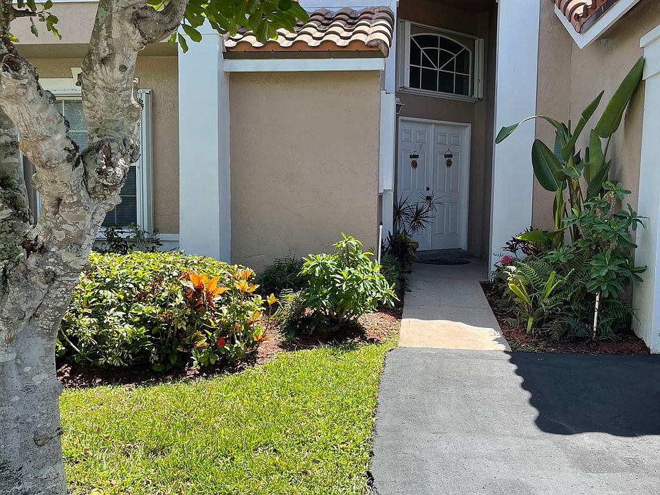 1st image of 480 Somerset Way