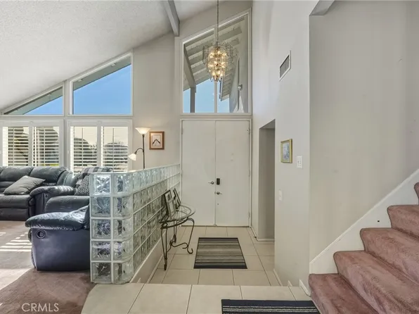 5457 Oxford Dr, Cypress, CA 90630