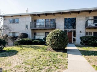 4965 Americana Dr APT 201, Annandale, VA 22003