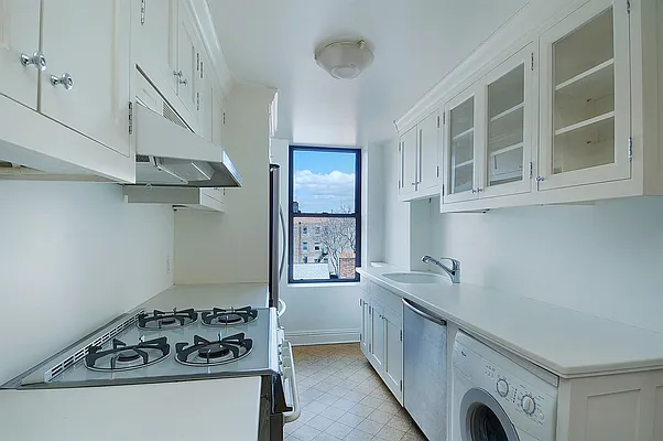 Sold by Corcoran | media 8