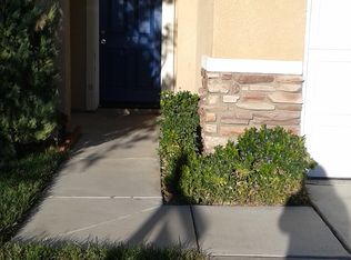 11806 Vista Verde St, Victorville, CA 92392