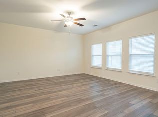 1236 Breanna Ln, Kyle, TX 78640