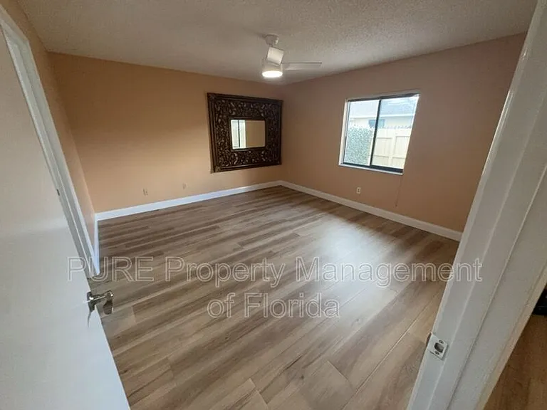 5032 SE 107th Pl — Photo 14