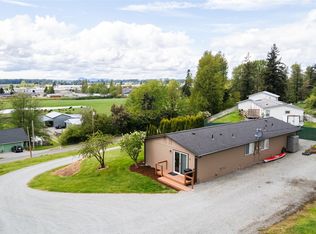 17707 Blodgett Rd, Mount Vernon, WA 98274