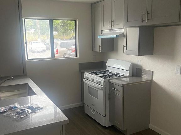 2nd image of 2399 E Beyer Blvd #16