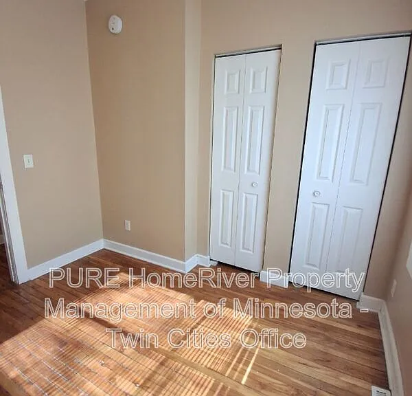 987 Churchill St #1 — Photo 4